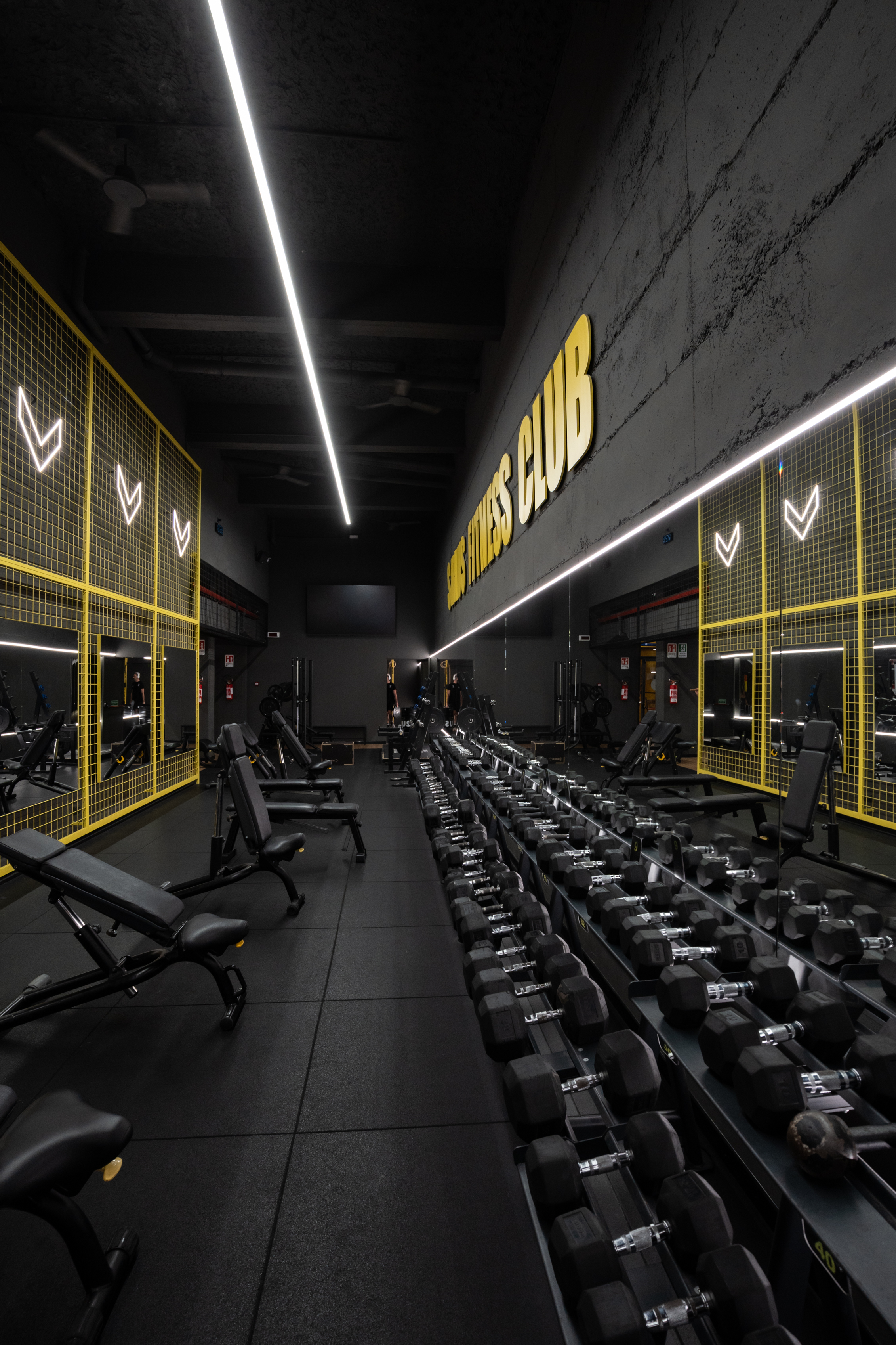 Sirius Fitness Club - Rastrelliera manubri